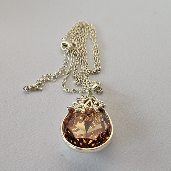 Alyantyer Happy Olive Leaf 18k Gold Plated Citrine Crystal Tear Drop Necklace - Picture 2 of 5